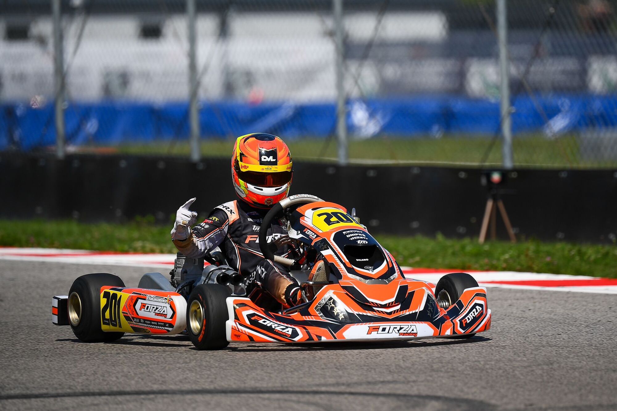 Met nieuwe zege verstevigt Dries Van Langendonck leidersplaats EK Karting