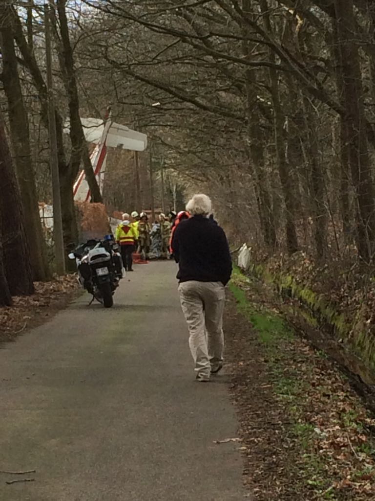 Sportvliegtuig stort neer in Hasselt: twee inzittenden komen om bij crash